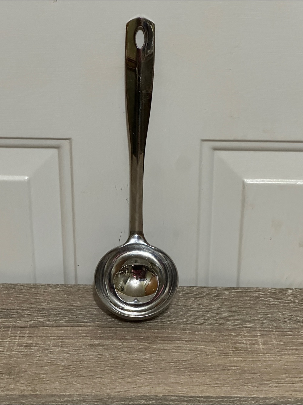 ONEIDA 18/8 Glossy Stainless Steel Serving Ladle Hangable Utensil